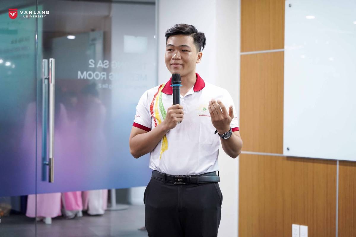Khoảnh khắc Mùa 3
